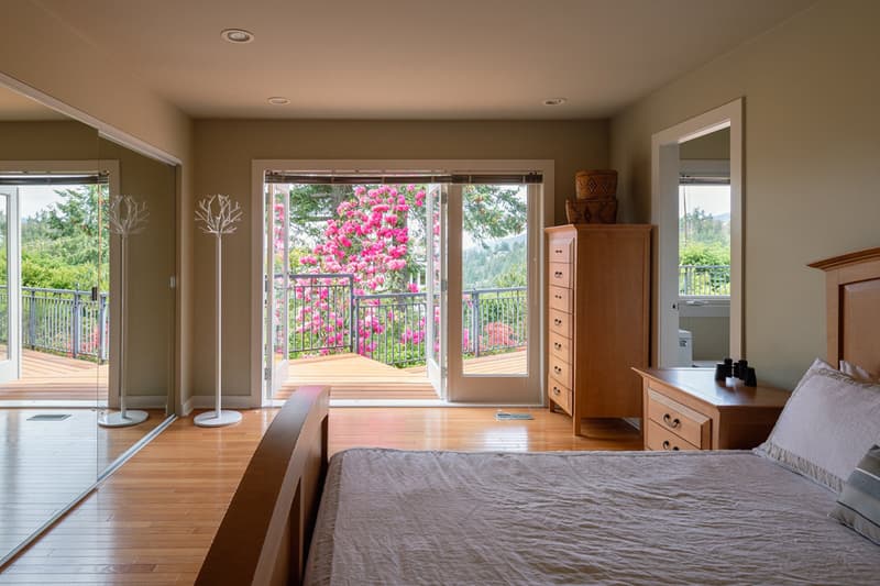 Peter Kaffka Eagles Nest House West Vancouver Listings Info