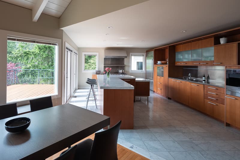 Peter Kaffka Eagles Nest House West Vancouver Listings Info