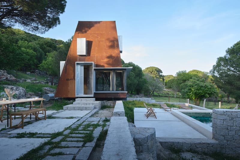 EDWorks. Cabin in Woods Architecture Design Info