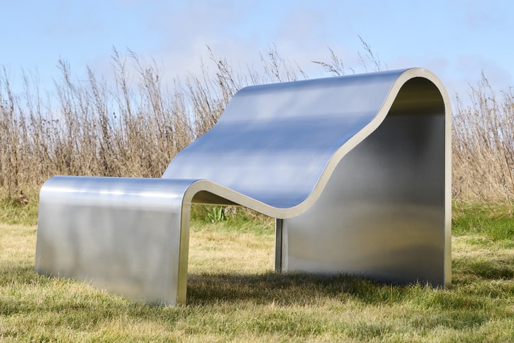 Muuto Wants You To Go Skygazing More With the Dream View Bench