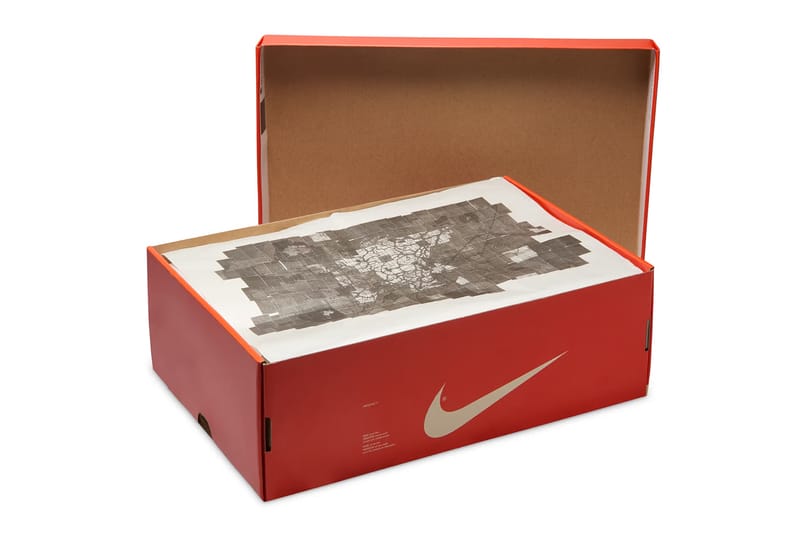 nike stranger things pack