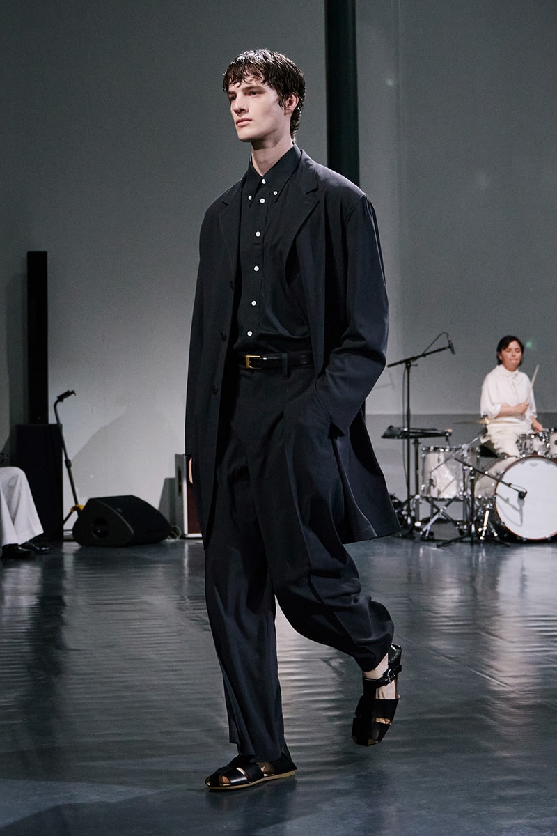 Lemaire SS26 Paris Fashion Week Collection eras of suiting leather jackets bolo ties bombers christophe lemaire sarah linh tran casual cool 