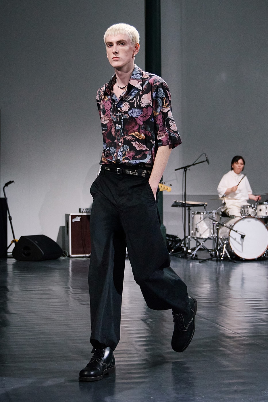 Lemaire SS26 Paris Fashion Week Collection eras of suiting leather jackets bolo ties bombers christophe lemaire sarah linh tran casual cool 