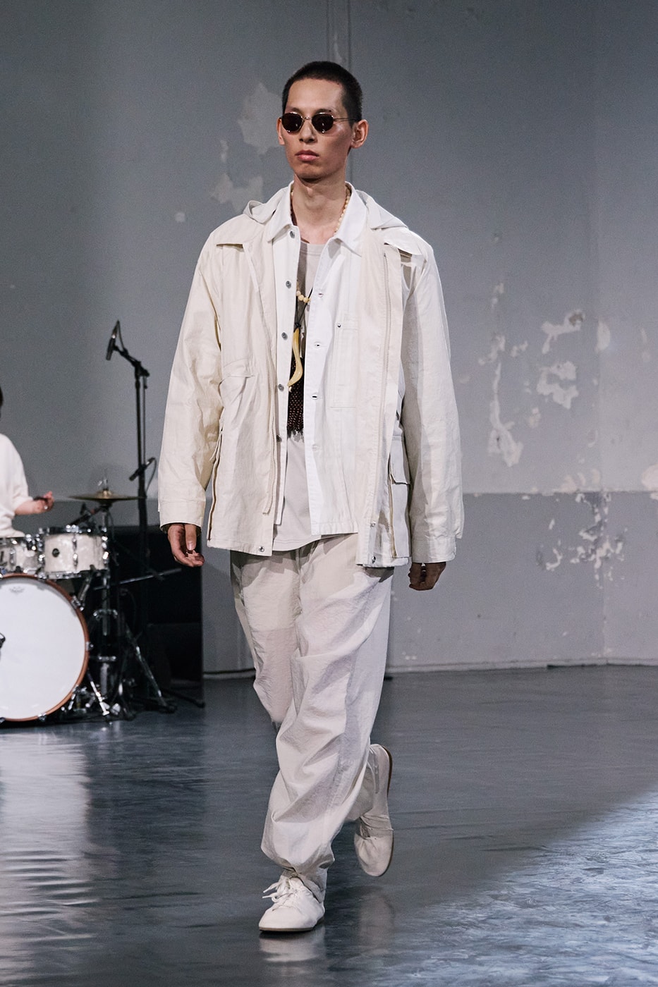Lemaire SS26 Paris Fashion Week Collection eras of suiting leather jackets bolo ties bombers christophe lemaire sarah linh tran casual cool 