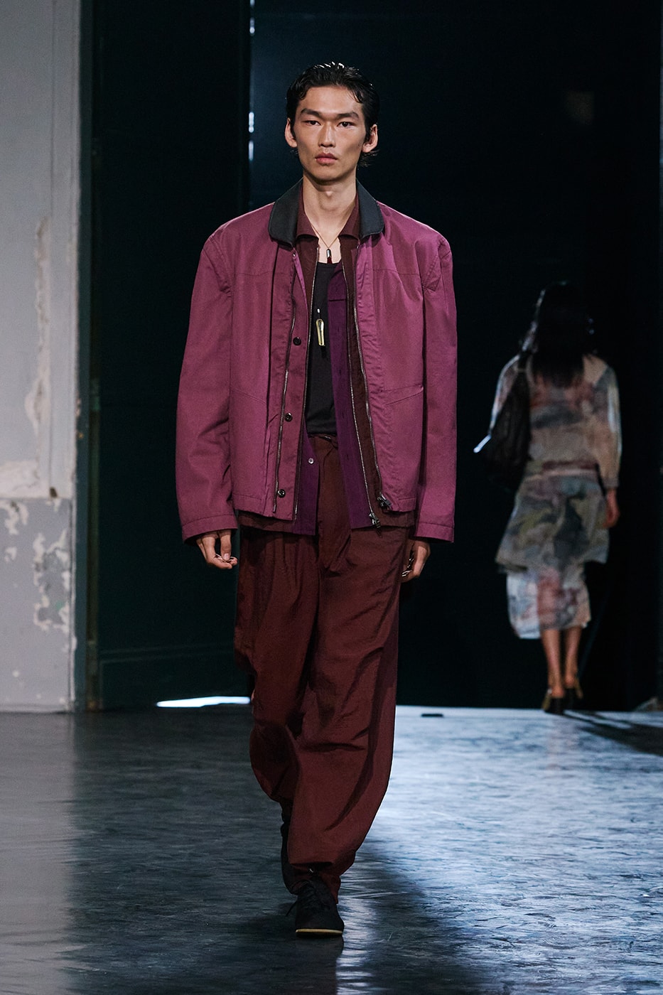 Lemaire SS26 Paris Fashion Week Collection eras of suiting leather jackets bolo ties bombers christophe lemaire sarah linh tran casual cool 
