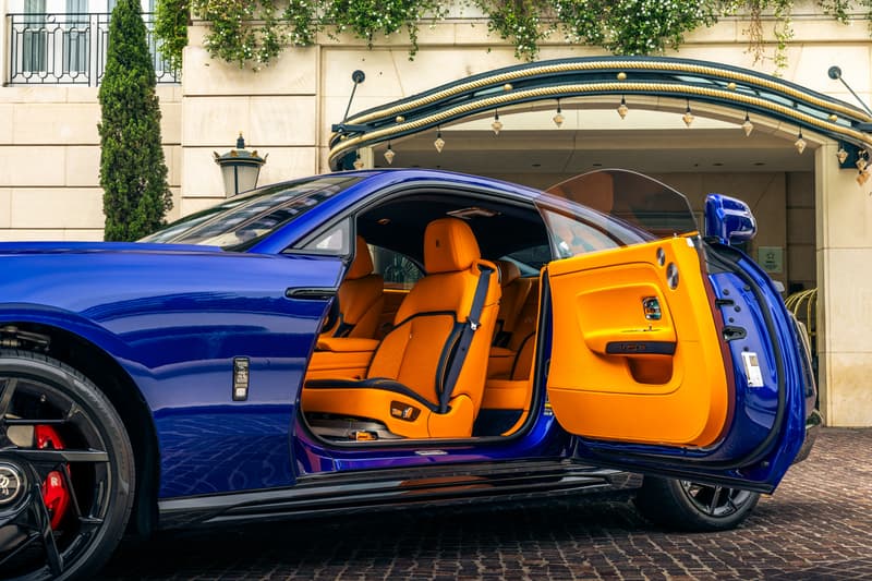 Rolls-Royce Black Badge Spectre Closer Look Photos Blue White Grey Ultra Luxury