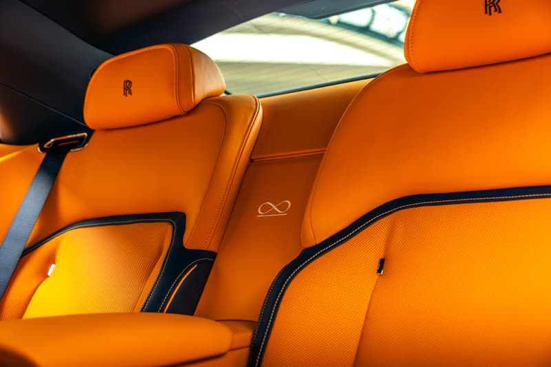 Rolls-Royce Black Badge Spectre Closer Look Photos Blue White Grey Ultra Luxury