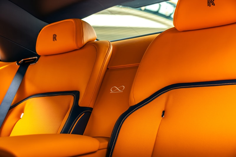 Rolls-Royce Black Badge Spectre Closer Look Photos Blue White Grey Ultra Luxury