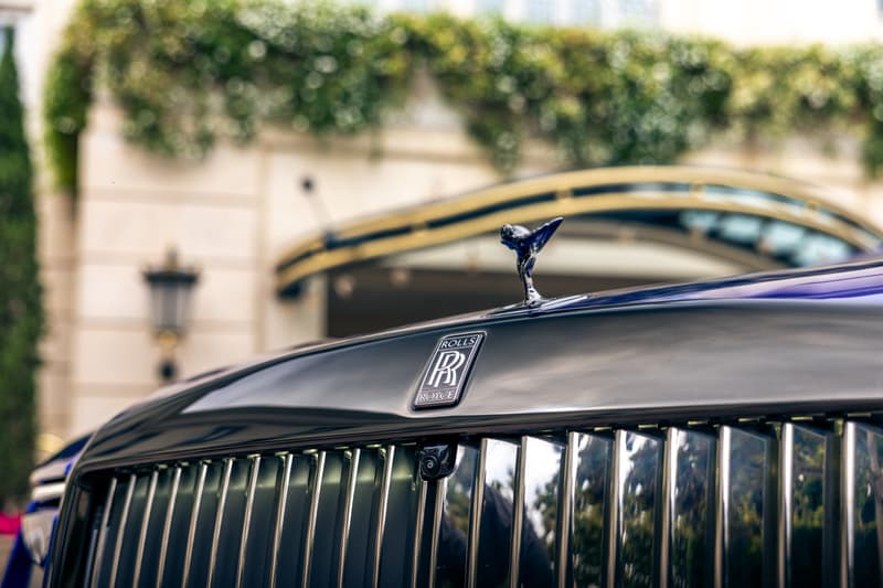 Rolls-Royce Black Badge Spectre Closer Look Photos Blue White Grey Ultra Luxury