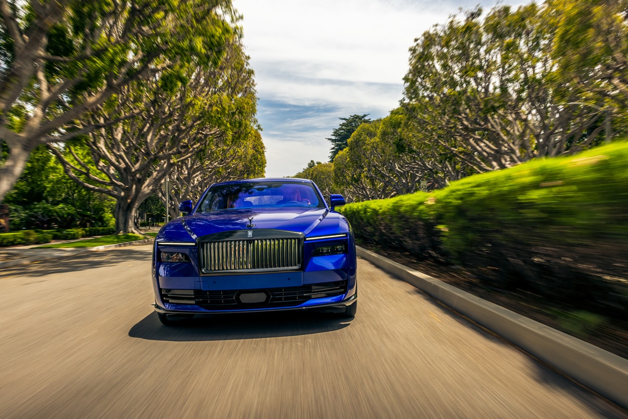 Rolls-Royce Black Badge Ghost More Closed Photo Photo Blue White Gray Super Luxury