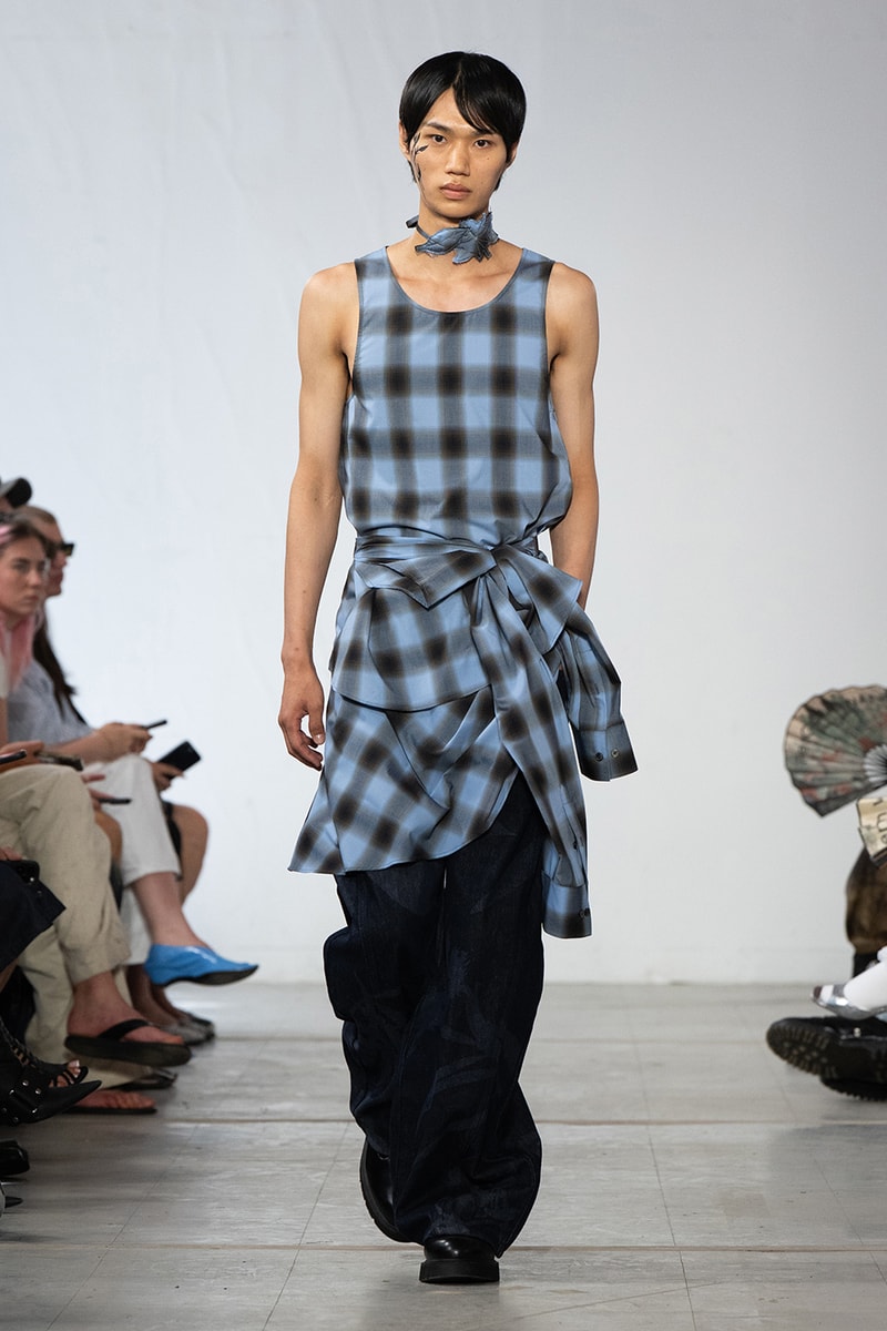 Feng Chen Wang SS26 Paris Fashion Week Collection converse collaboration russell westbrook runway model friends dyeing technique london based chinese designer