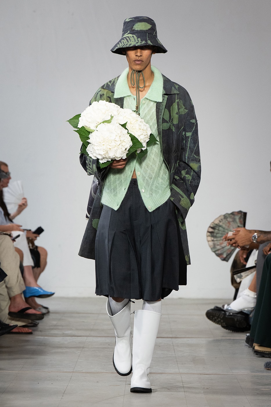 Feng Chen Wang SS26 Paris Fashion Week Collection converse collaboration russell westbrook runway model friends dyeing technique london based chinese designer
