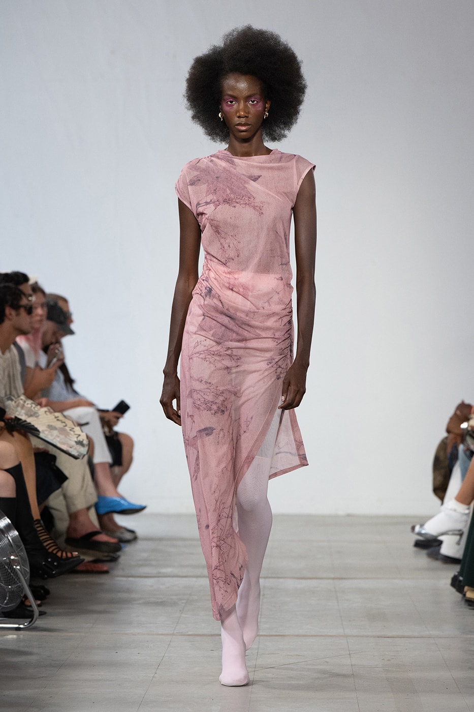 Feng Chen Wang SS26 Paris Fashion Week Collection converse collaboration russell westbrook runway model friends dyeing technique london based chinese designer
