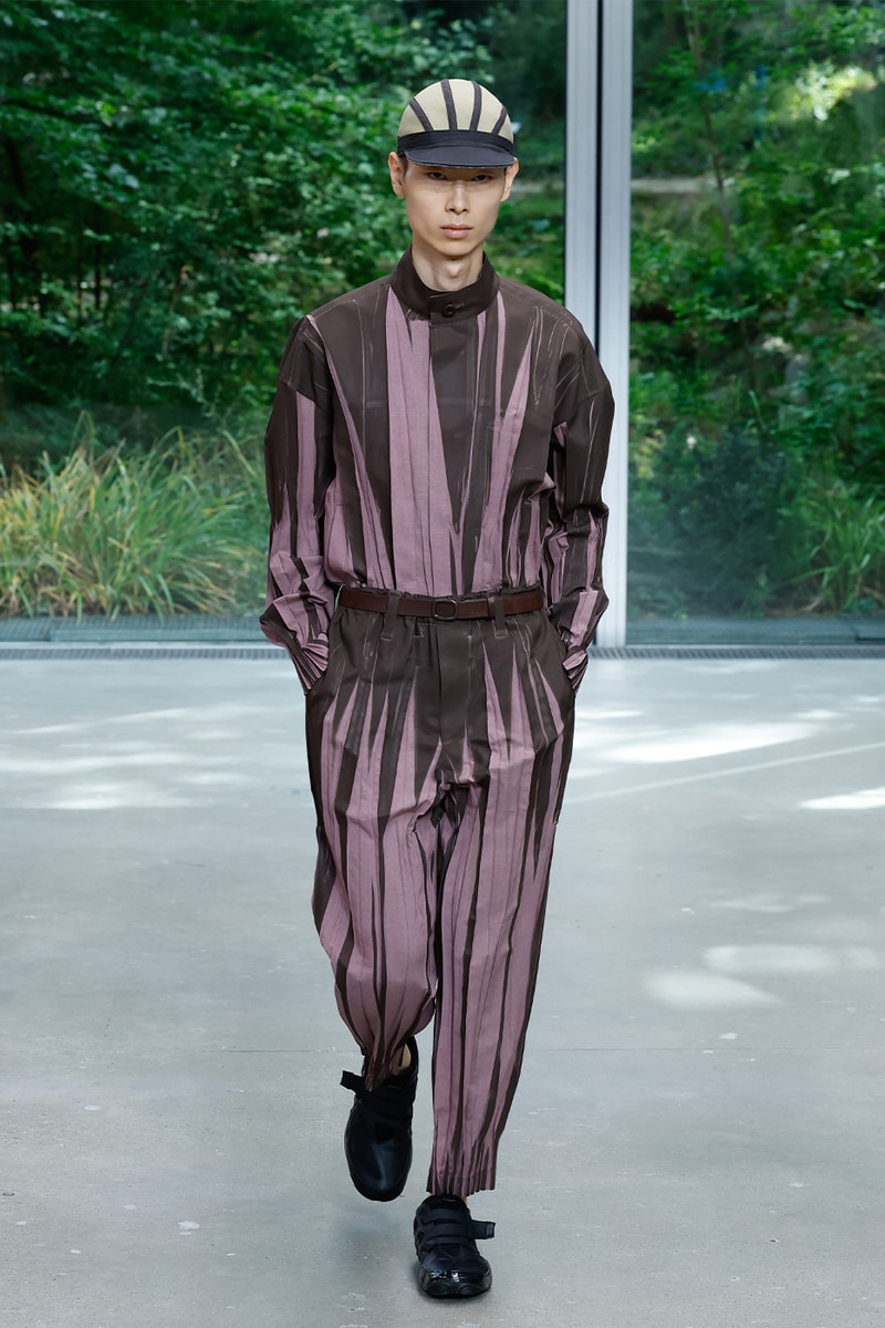 Issey Miyake's IM MEN SS26 Paris Fashion Week  Issey Miyake's IM MEN SS26 Unveils a Poetic Dialogue Between Fabric and Form, Inspired by Shoji Kamoda asics