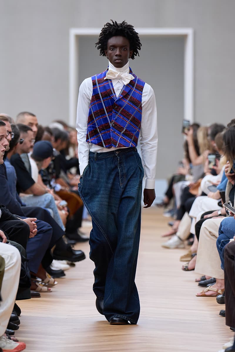Jonathan Anderson Dior Debut SS26 Paris Fashion Week Collection lvmh kim jones menswear takeover creative director Jonathan Anderson Is Ready to Recode the House of Dior House of Dior With His Debut SS26 Men's Collection