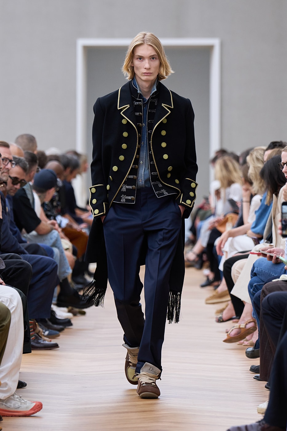 Jonathan Anderson Dior Debut SS26 Paris Fashion Week Collection lvmh kim jones menswear takeover creative director Jonathan Anderson Is Ready to Recode the House of Dior House of Dior With His Debut SS26 Men's Collection