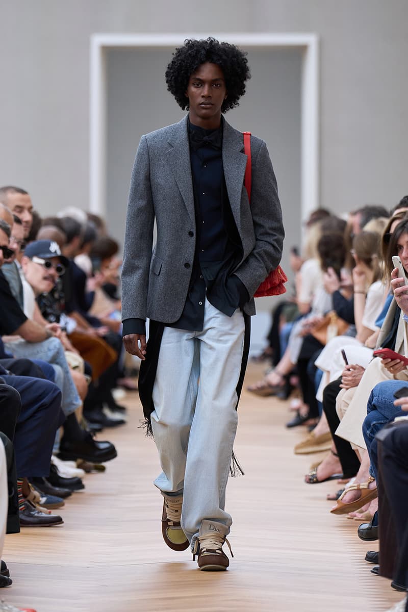 Jonathan Anderson Dior Debut SS26 Paris Fashion Week Collection lvmh kim jones menswear takeover creative director Jonathan Anderson Is Ready to Recode the House of Dior House of Dior With His Debut SS26 Men's Collection