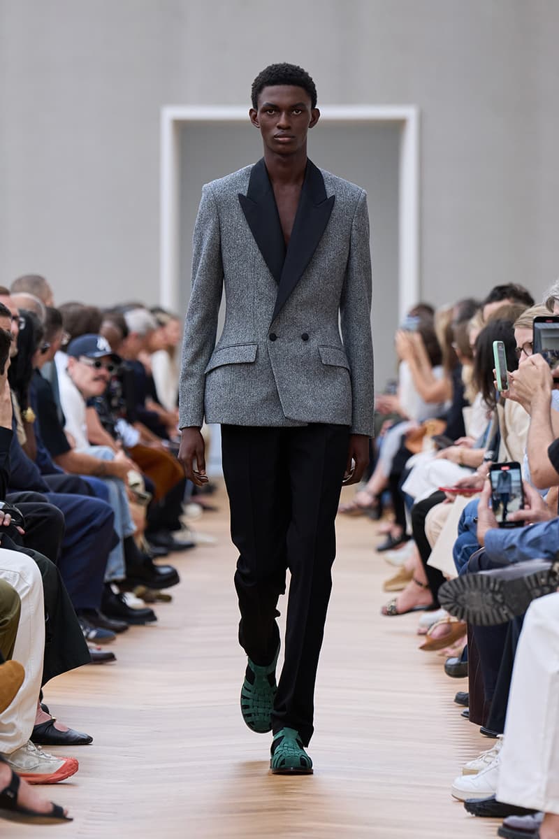 Jonathan Anderson Dior Debut SS26 Paris Fashion Week Collection lvmh kim jones menswear takeover creative director Jonathan Anderson Is Ready to Recode the House of Dior House of Dior With His Debut SS26 Men's Collection
