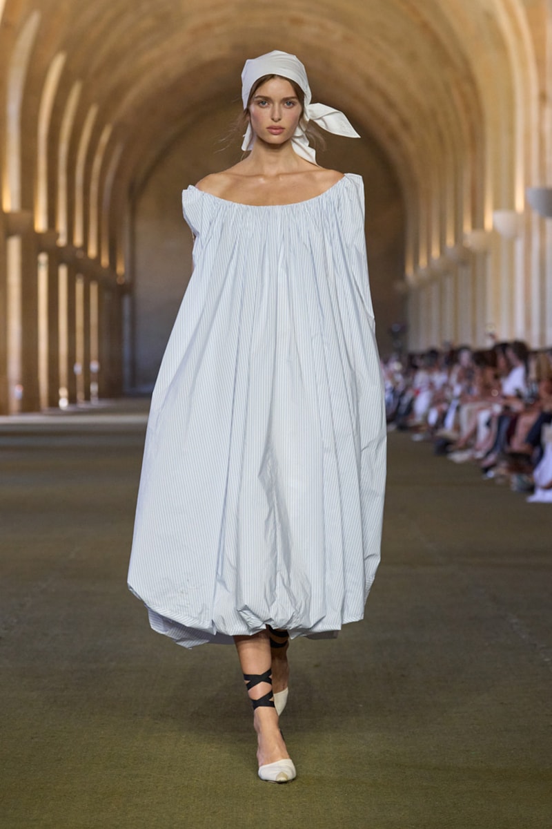 Jacquemus Spring/Summer 2026 "Le Paysan" Simon Porte Jacquemus Collection Runway Show  Paris Fashion Week L’Orangerie at the Château de Versailles
