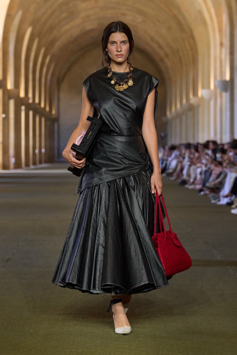 Jacquemus Spring/Summer 2026 "Le Paysan" Simon Porte Jacquemus Collection Runway Show Paris Fashion Week L’Orangerie at the Château de Versailles