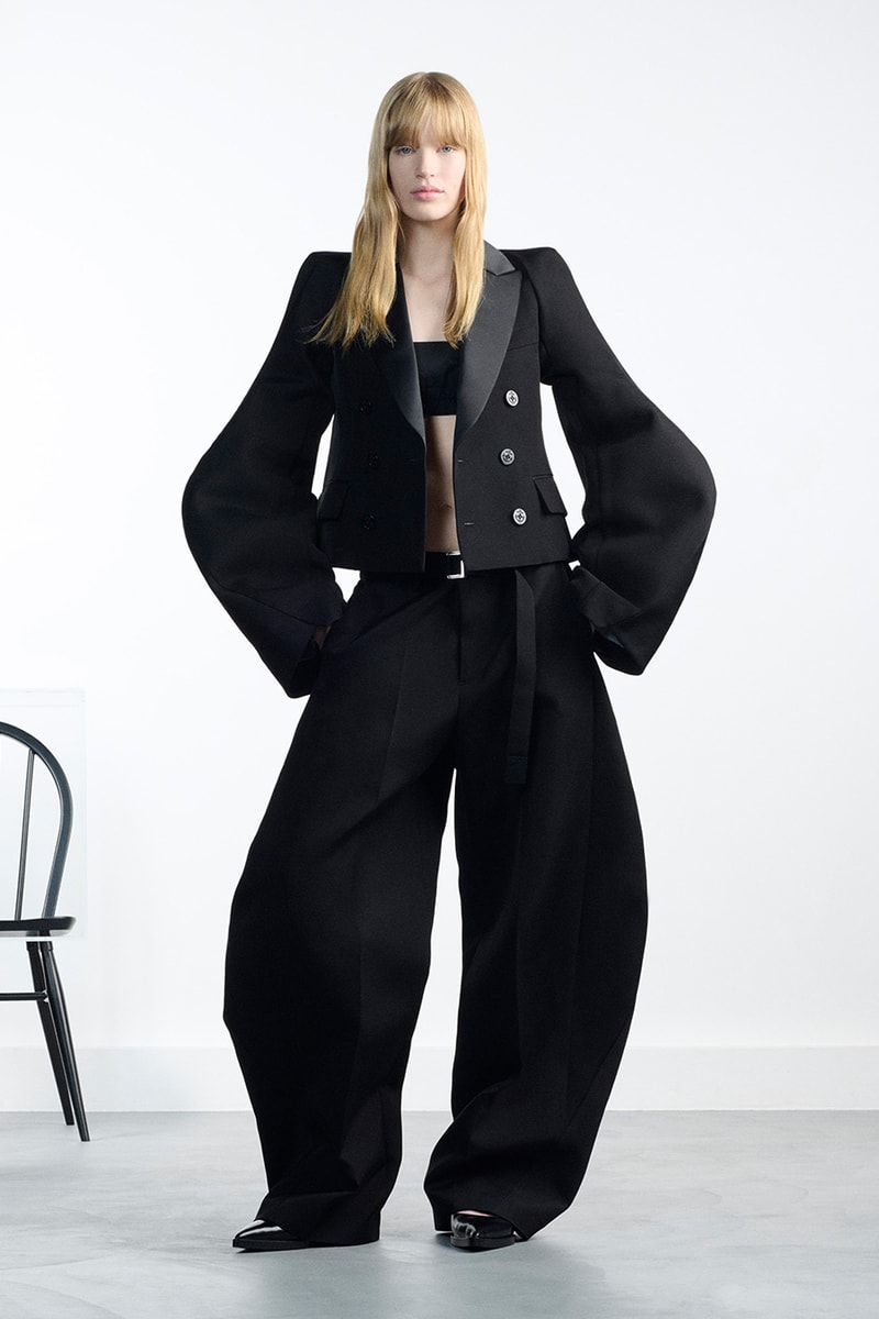 sacai Spring/Summer 2026 Collection Menswear Womenswear Paris Fashion Week Ready-To- Wear Presentation info