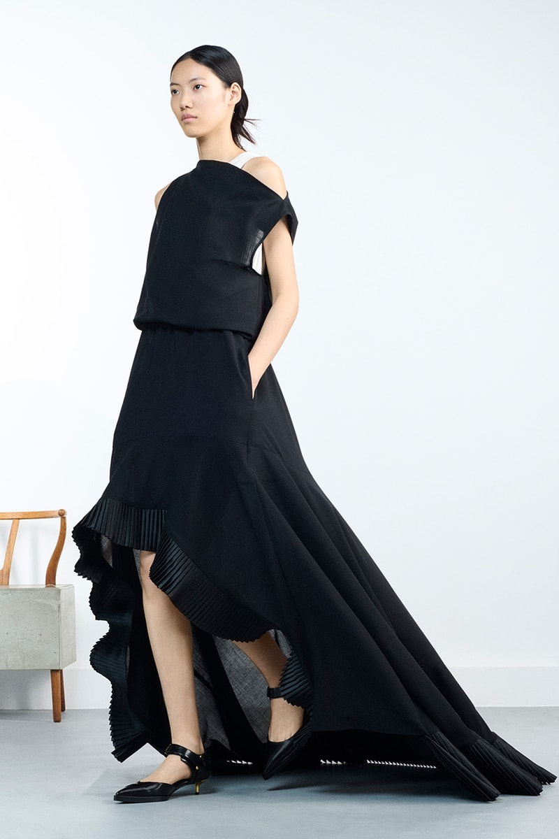 sacai Spring/Summer 2026 Collection Menswear Womenswear Paris Fashion Week Ready-To- Wear Presentation info