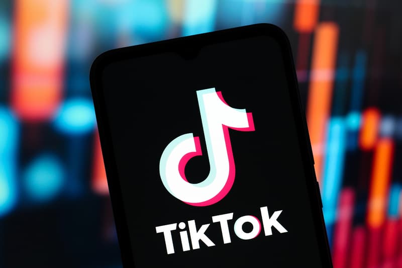 Trump Claims Buyer Found for TikTok, Awaits China's Approval president trump fox news group of buyers shorts social media instagram gen z bytedance