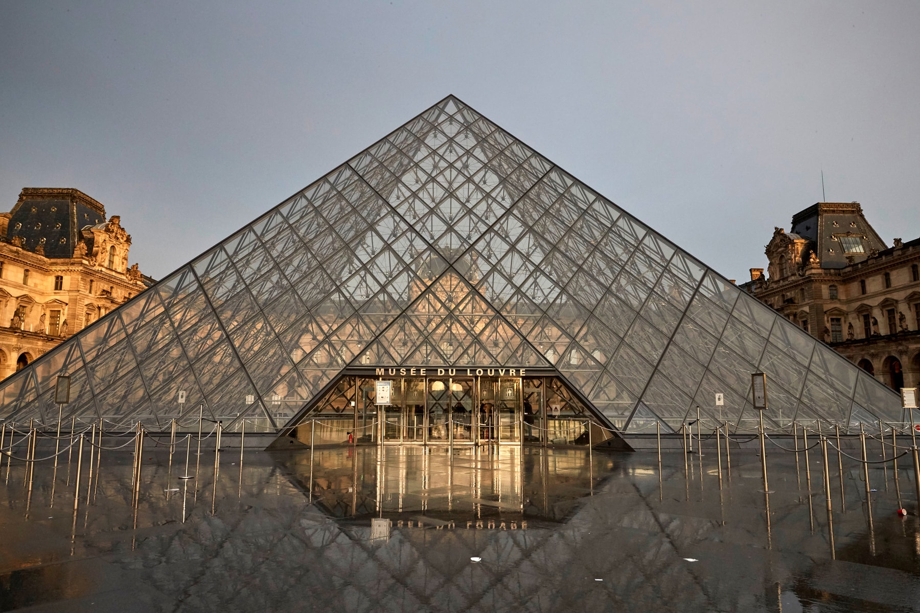 Louvre Launches Design Competition Ahead of $400M Overhaul Musee du Paris Art Artworks 