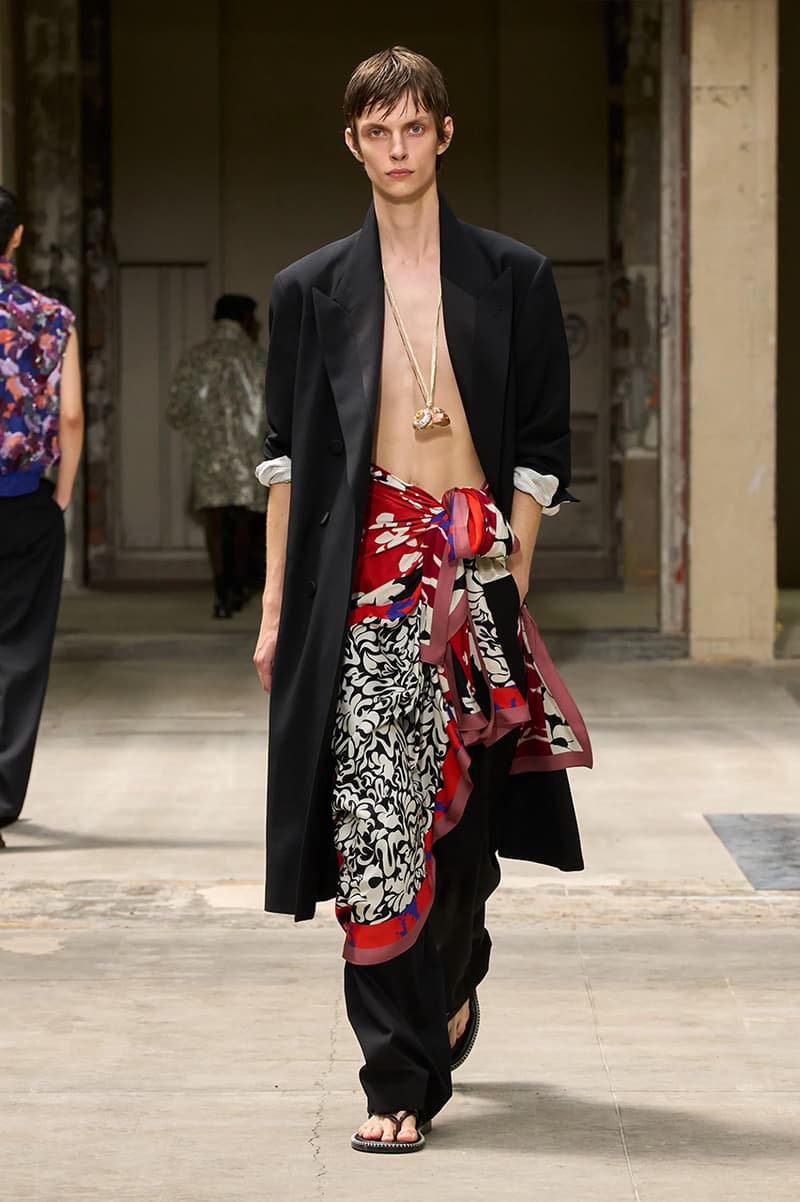 Dries Van Noten spring summer ss 26 Collection Paris Fashion Week Fashion Runway