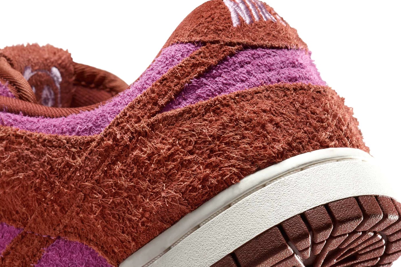 Nike Dunk Low Panda Picante Red IH7648-600 Release Info