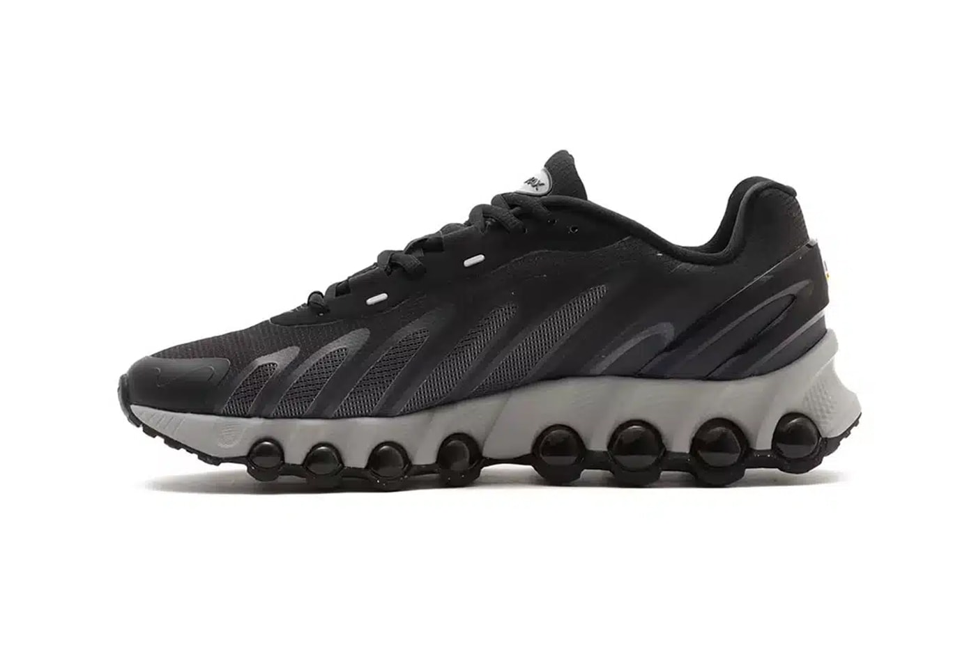 Official Look  PSG x Nike Air Max DN8 IH2140-001 Black/Anthracite-Particle Grey-Black paris saint germain football club