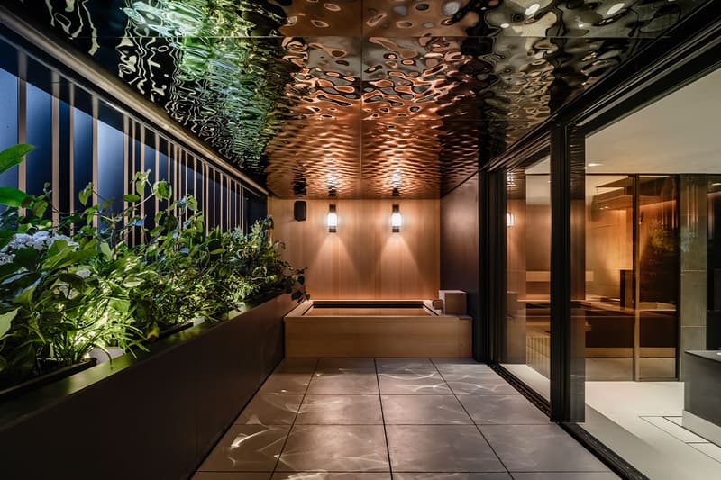 Aston Martin Japan Residence N 001 Minami Aoyama Info