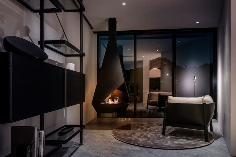 Aston Martin Japan Residence N 001 Minami Aoyama Info