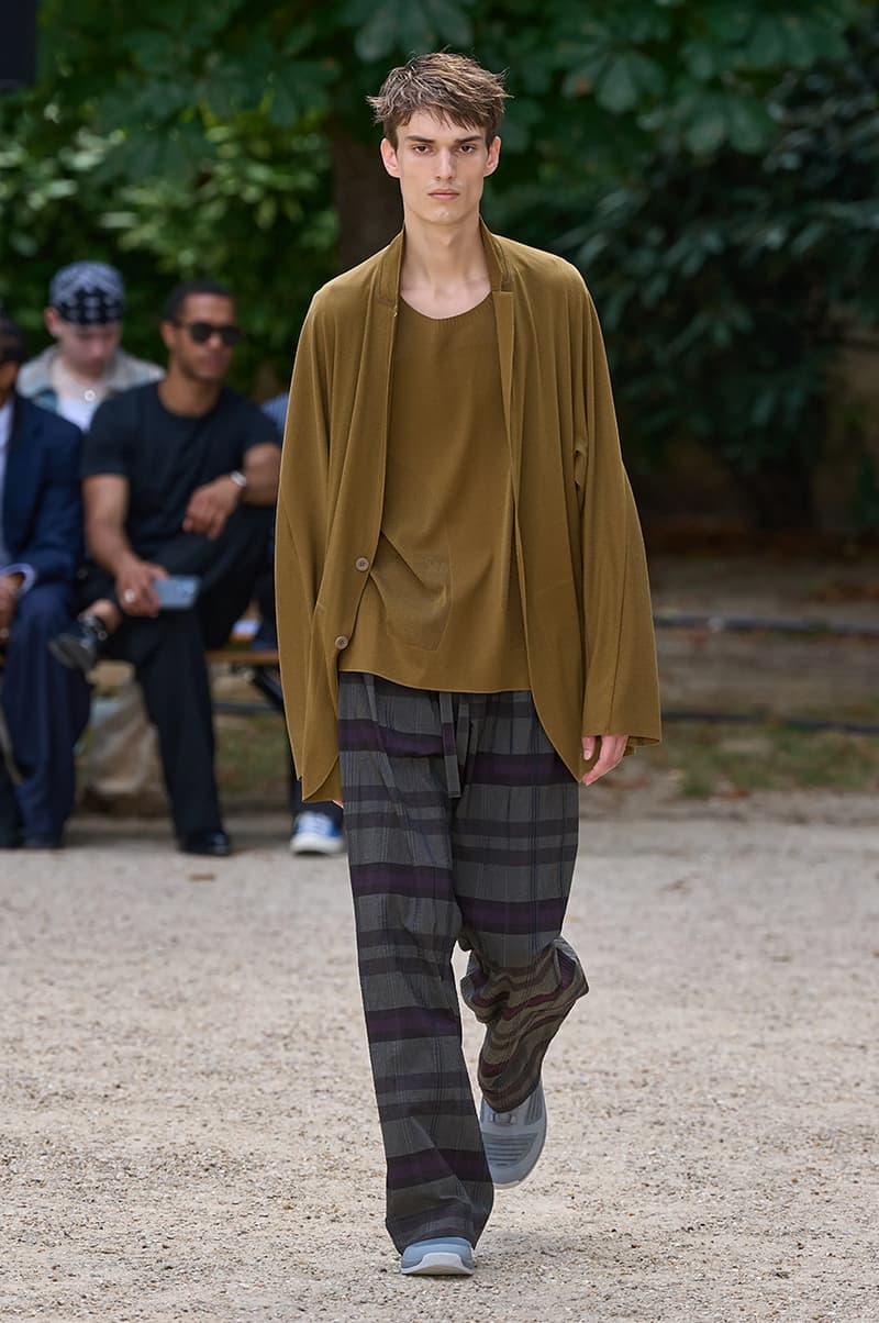 White Mountaineering Spring/Summer 2026 Paris Fashion Week fashion runway