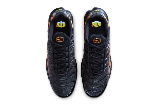 Official Look at the Nike Air Max Plus "Black/Total Orange" DM0032-025 gradient swoosh