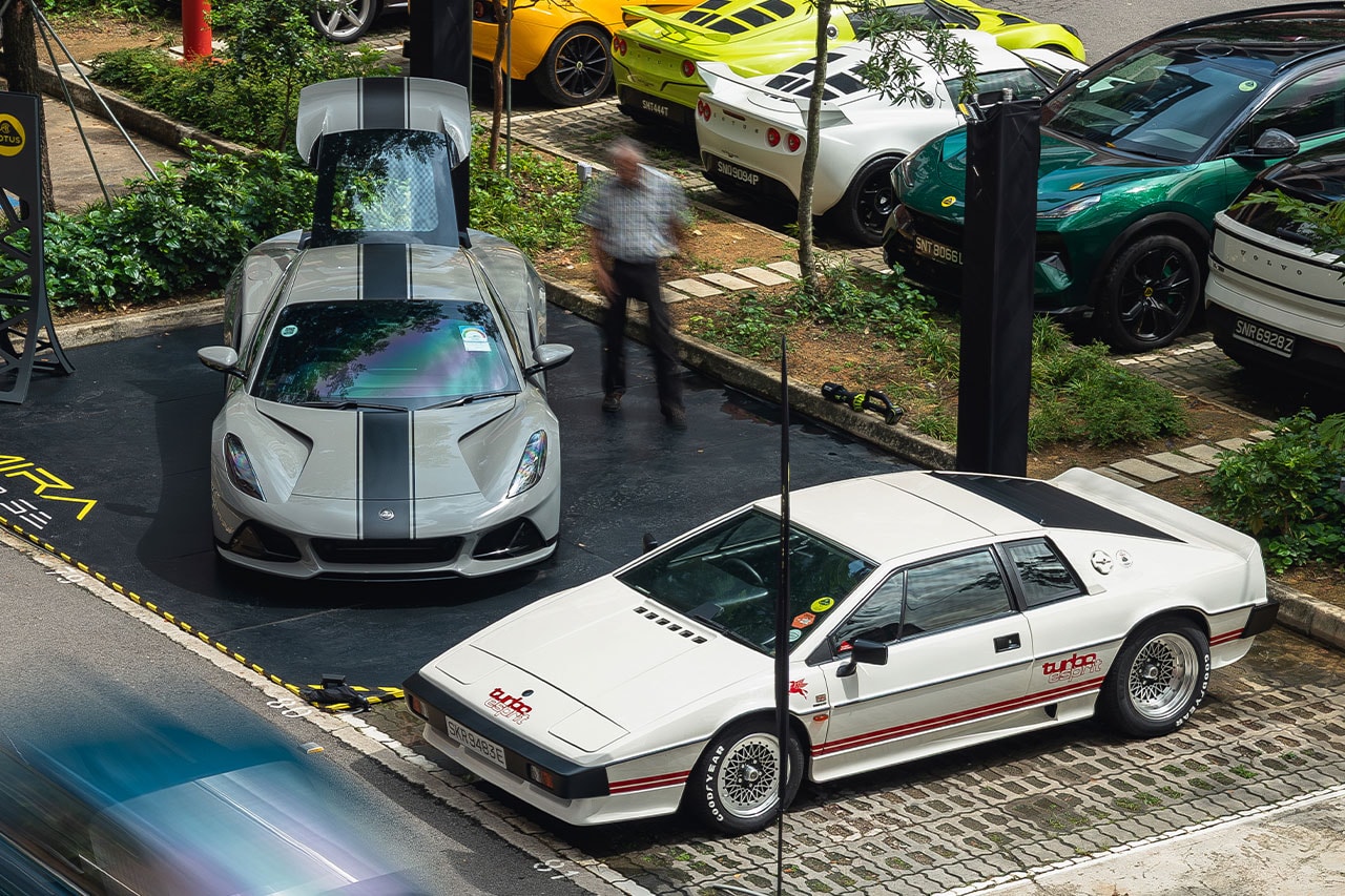 Lotus Singapore Emira Turbo SE Reveal Info