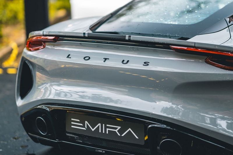 Lotus Singapore Emira Turbo SE Reveal Info