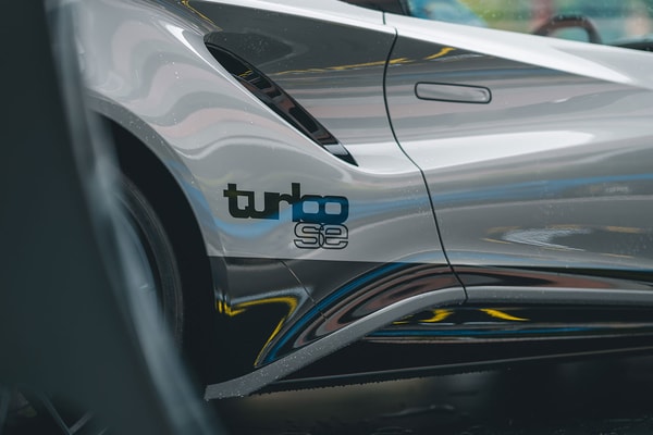 Lotus Singapore Emira Turbo SE Reveal Info