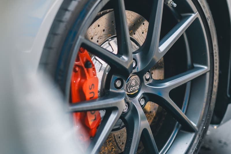 Lotus Singapore Emira Turbo SE Reveal Info