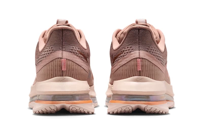 Nike Pegasus Premium Reveals "Metallic Rose Gold" Colorway Particle Pink/Metallic Rose Gold-Silt Red-Metallic Silver