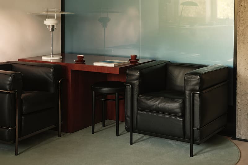 Thomas van den Valentyns Workspace Interior Design Info Cologne