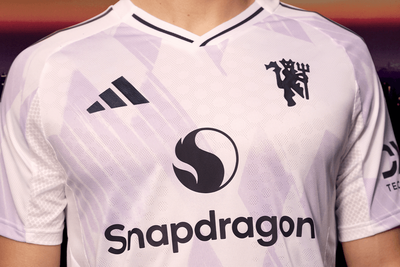 Manchester United adidas 2025/26 Away Jersey football kit collaboration soccer uniform