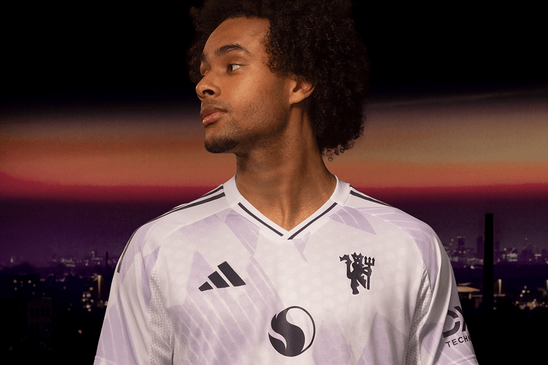Manchester United adidas 2025/26 Away Jersey football kit collaboration soccer uniform