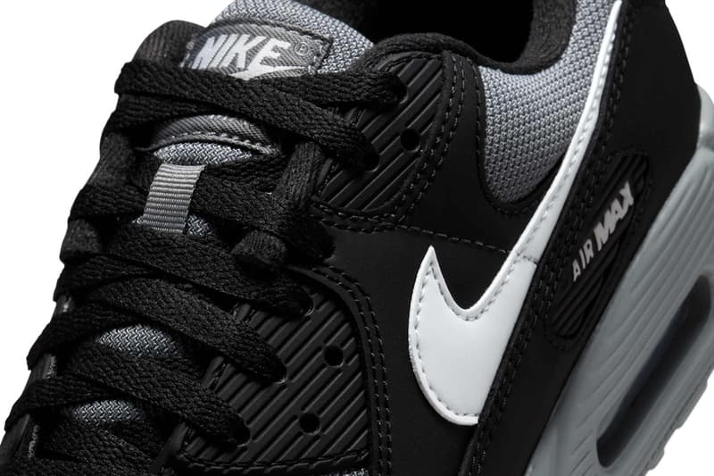Nike Air Max 90 "Anthracite/Black" Glow in the dark fall 2025 IM5989-010 release info Anthracite/Green Strike-Black