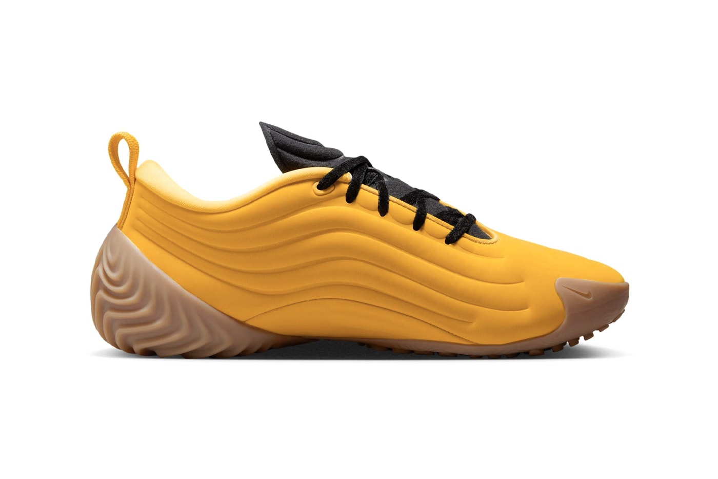 Official Look at the Nike Astra Ultra “University Gold” University Gold/Gum Light Brown-Black FZ5778-701 swoosh gold yellow gum