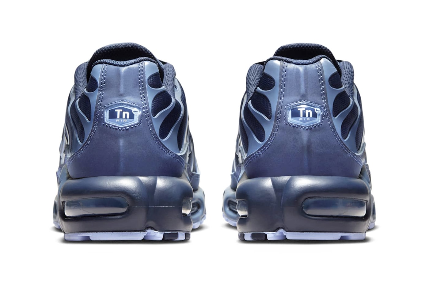 Official Look at the Nike Air Max Plus "Obsidian/Aluminum" Obsidian/Aluminum-Diffused Blue IM6601-451 fall 2025 release info