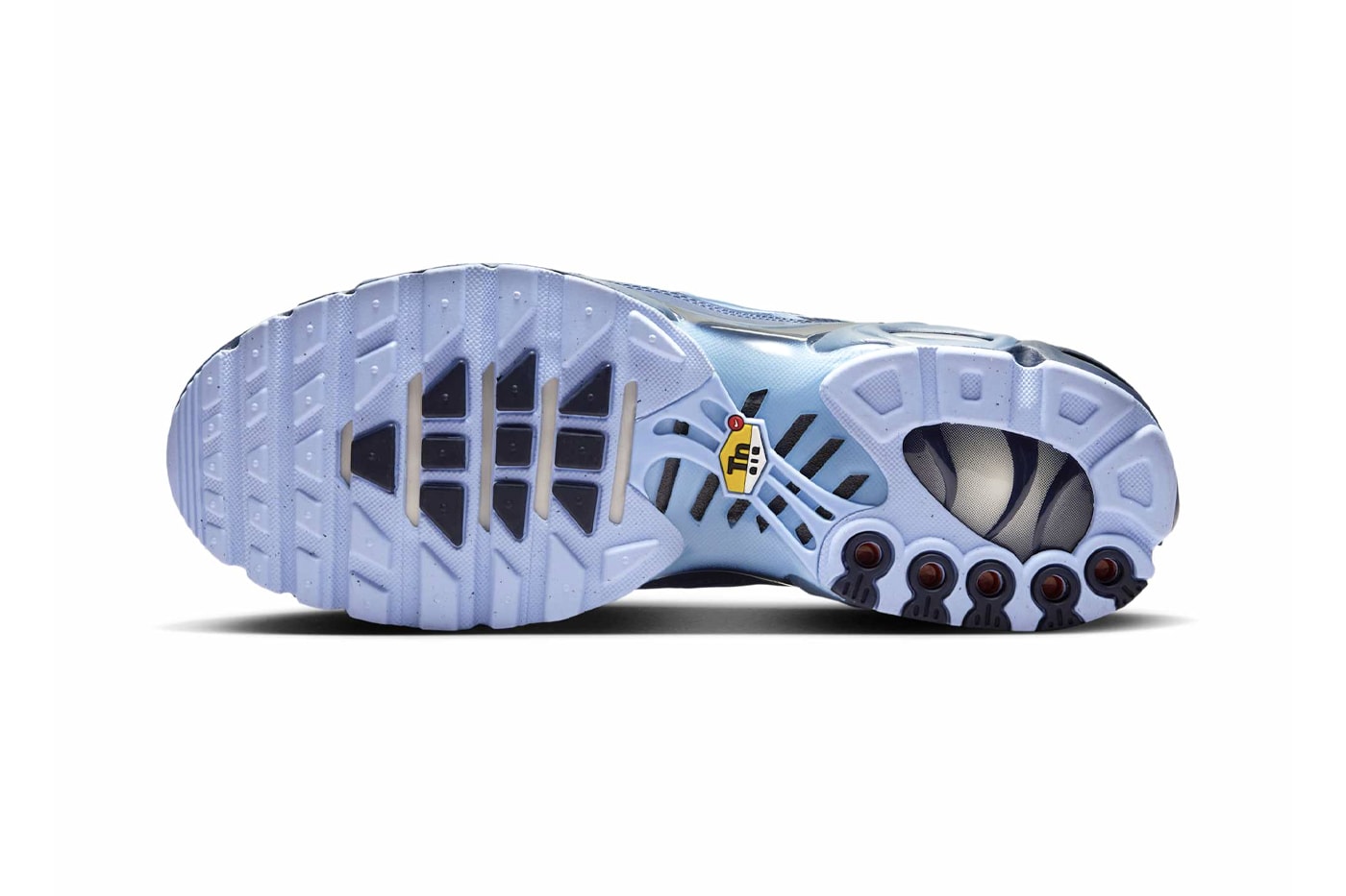 Official Look at the Nike Air Max Plus "Obsidian/Aluminum" Obsidian/Aluminum-Diffused Blue IM6601-451 fall 2025 release info