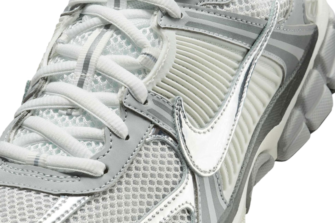 Nike Zoom Vomero 5 Summit White Metallic Silver IM2219-121 Release Info
