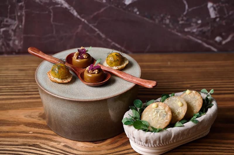 Discover Hong Kong Travel Guide 