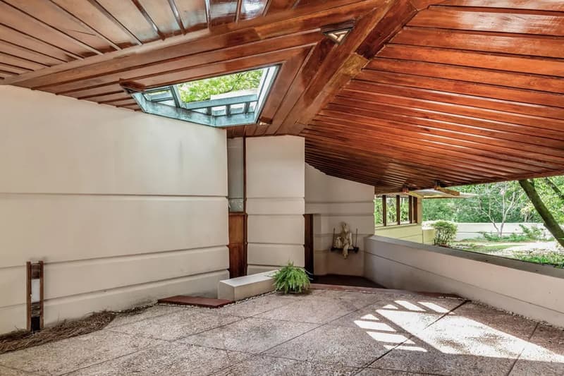 Frank Lloyd Wright The Fountainhead  J. Willis Hughes Ayn Rand Jackson  Mississippi Listings